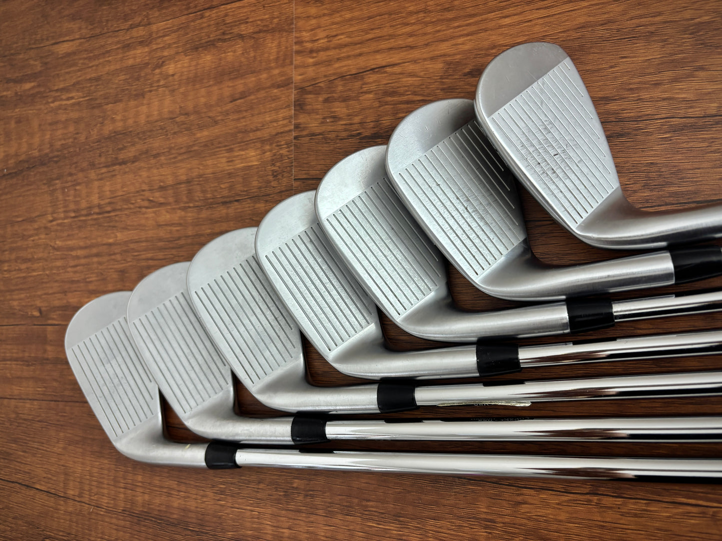 Titleist T100 ‘23 Iron Set 4-PW / Project X 6.5 X-Stiff