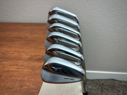 Mizuno MP-20 HMB Iron Set 4-9 / Dynamic Gold X100 X-Stiff