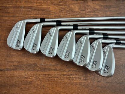 (+1") PXG 0211 XCOR2 Iron Set 5-GW / Dynamic Gold 120 S300 Stiff