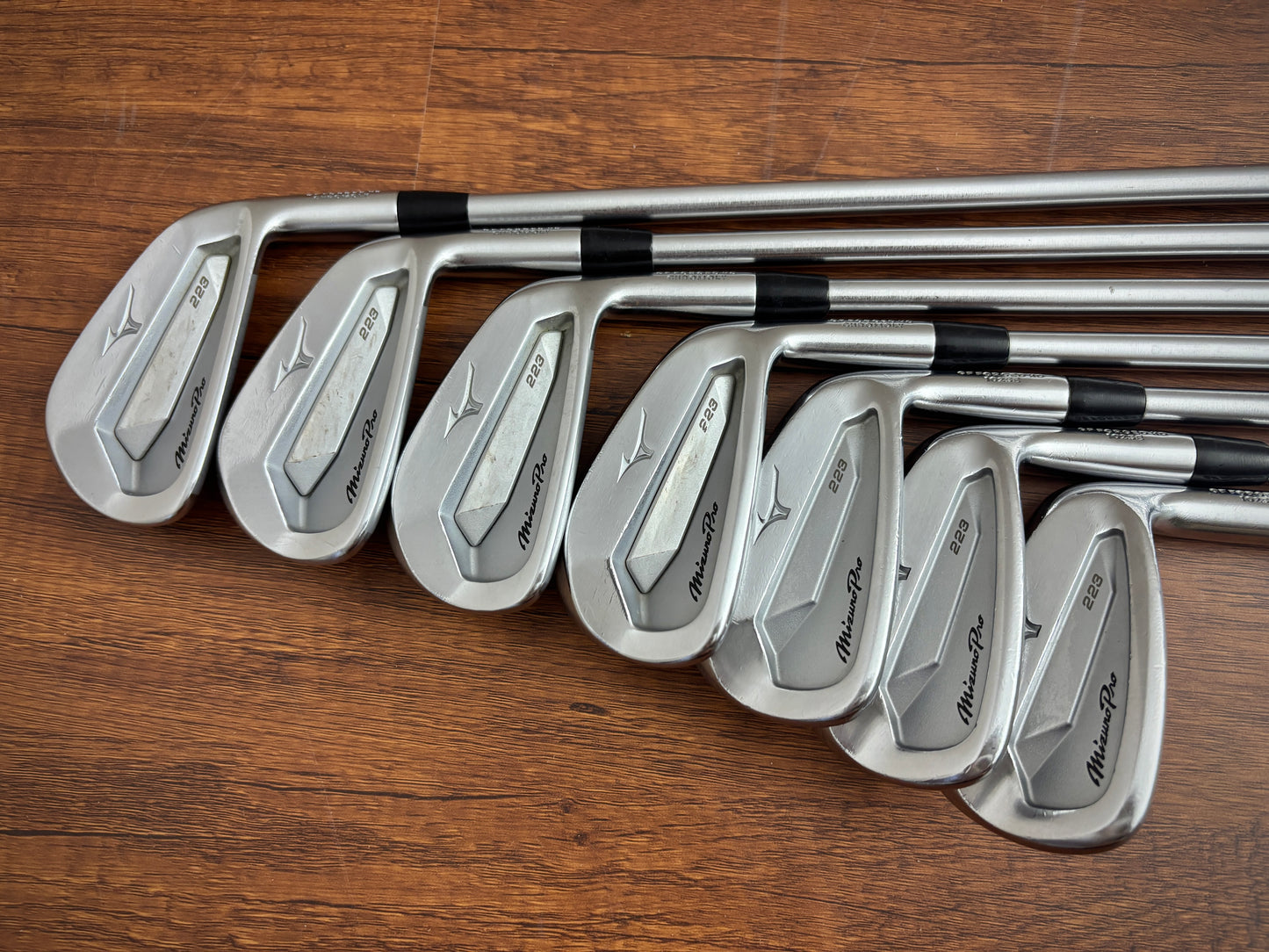 Mizuno Pro 223 Iron Set 4-PW / Project X LS 6.5 X-Stiff