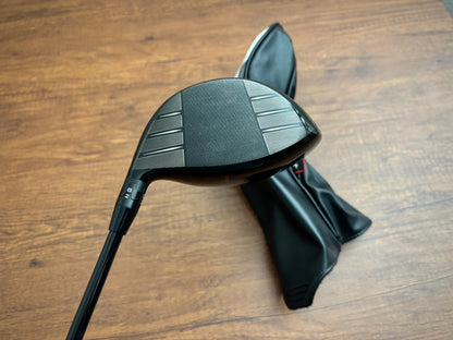Titleist TSR2 Driver 11* + headcover / Regular Flex