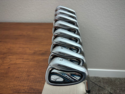 Mizuno JPX 800 Iron Set 4-GW / Dynamic Gold XP Regular Flex