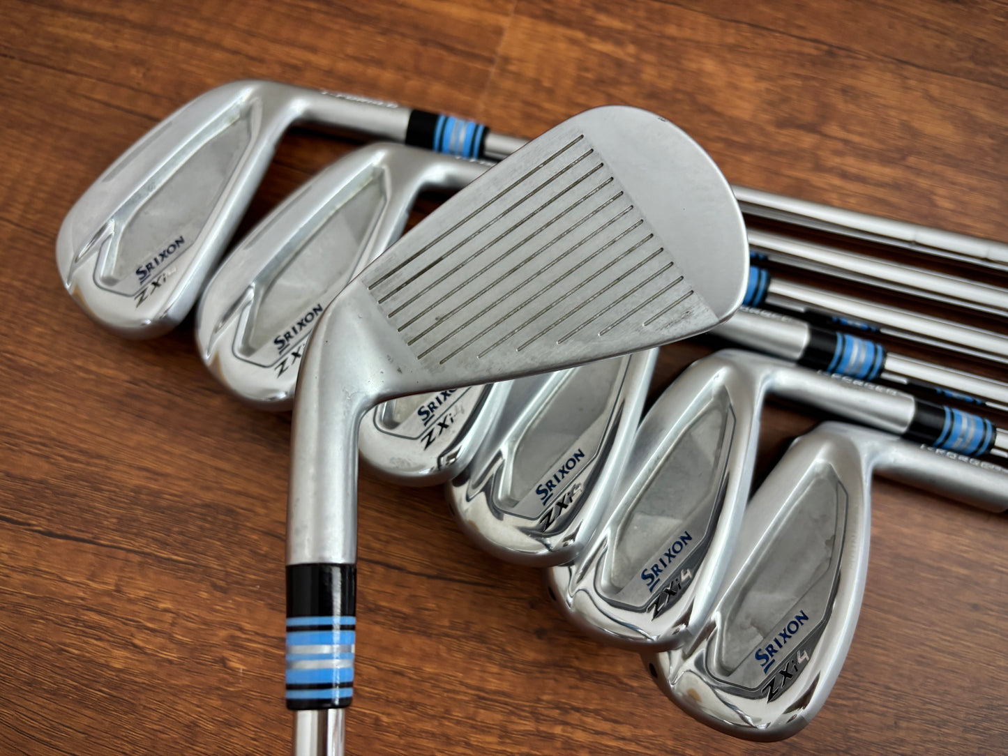 Srixon ZXi4 Iron Set 5-AW / KBS Tour 120 Stiff