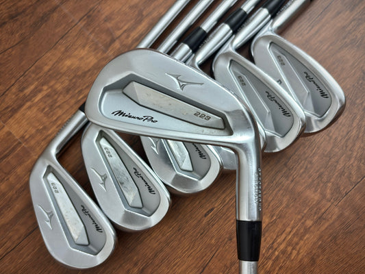Mizuno Pro 223 Iron Set 4-PW / Project X LS 6.5 X-Stiff