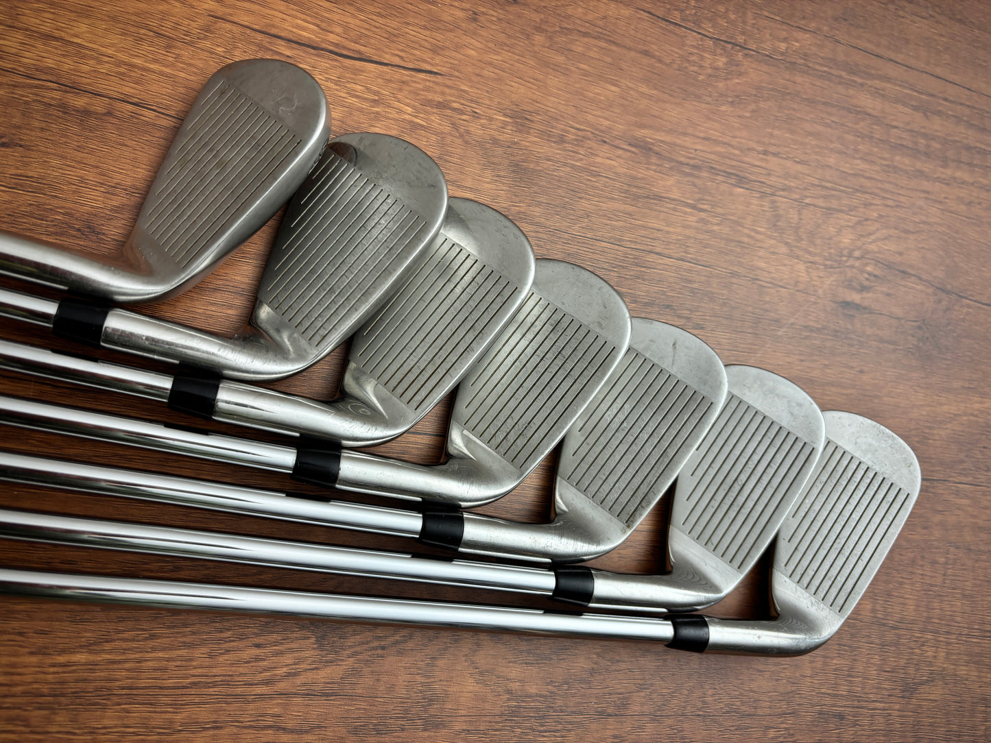 (Left-handed) Callaway Paradym Ai Smoke Iron Set 5-AW / True Temper Elevate Regular Flex