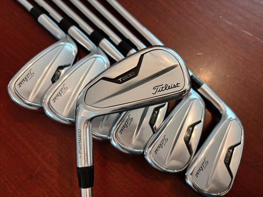 (Left-handed) Titleist T200 ‘21 Iron Set 5-GW / True Temper AMT R300 Regular