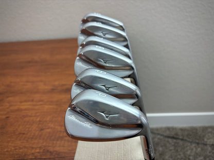 Mizuno Pro 241 Iron Set 5-PW / Dynamic Gold S300 Stiff