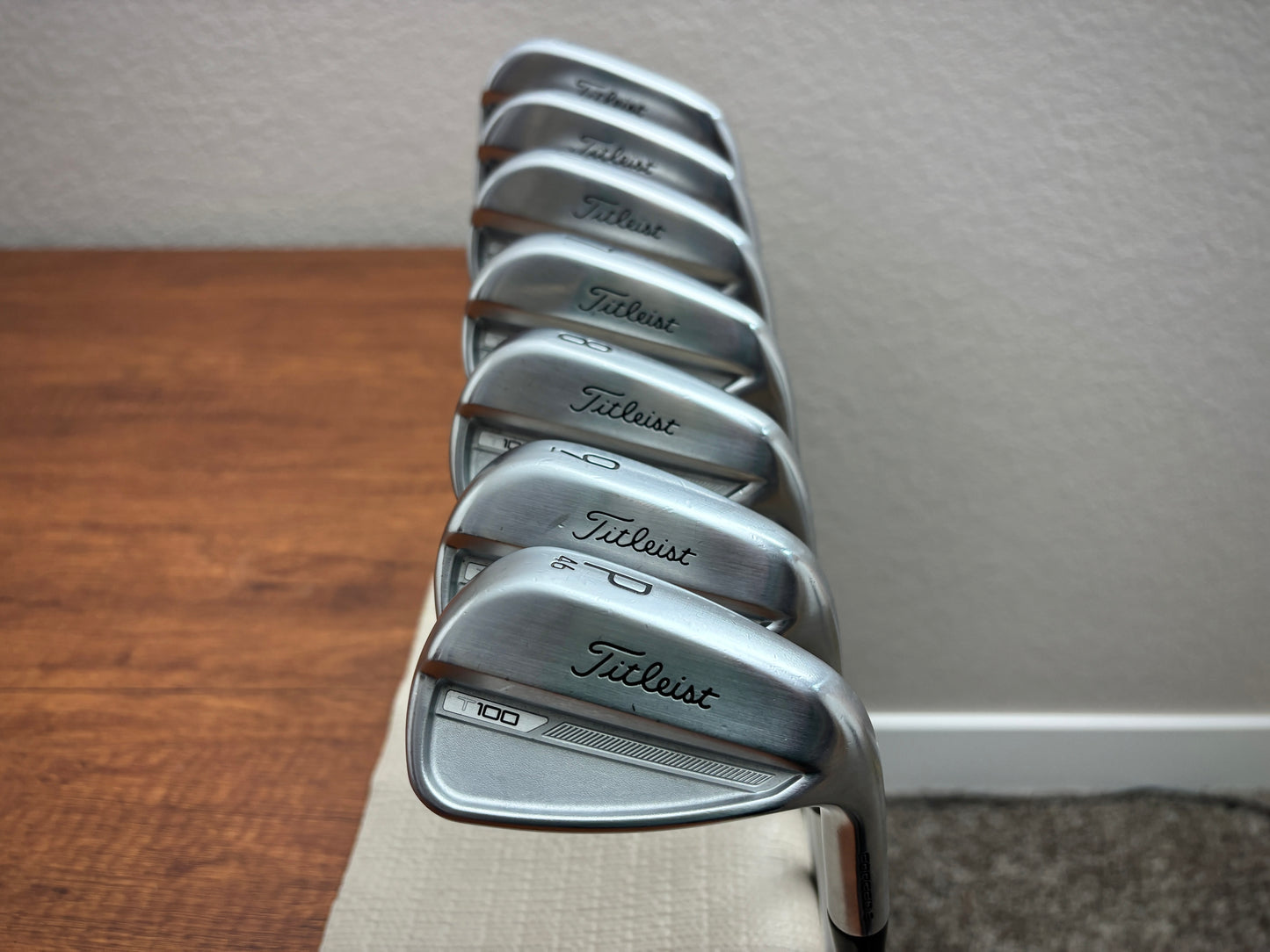 Titleist T100 ‘23 Iron Set 4-PW / True Temper AMT S300 Stiff