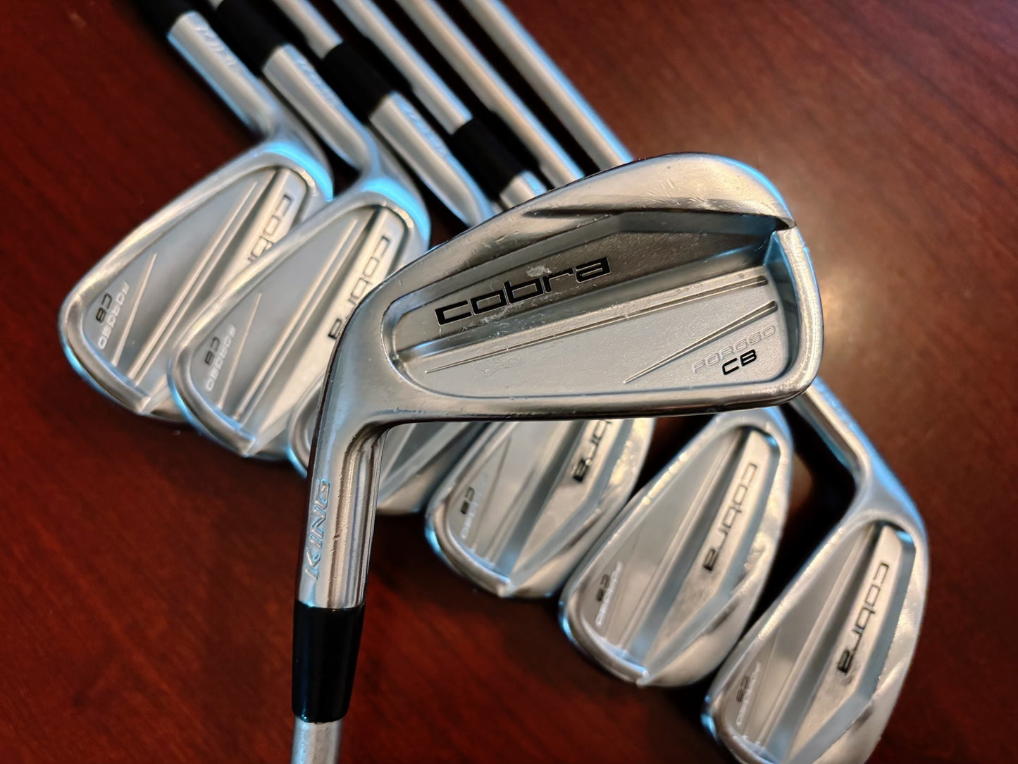 (Left-handed) Cobra King Forged CB ‘23 Iron Set 4-PW / KBS Tour C-Taper 120 Stiff