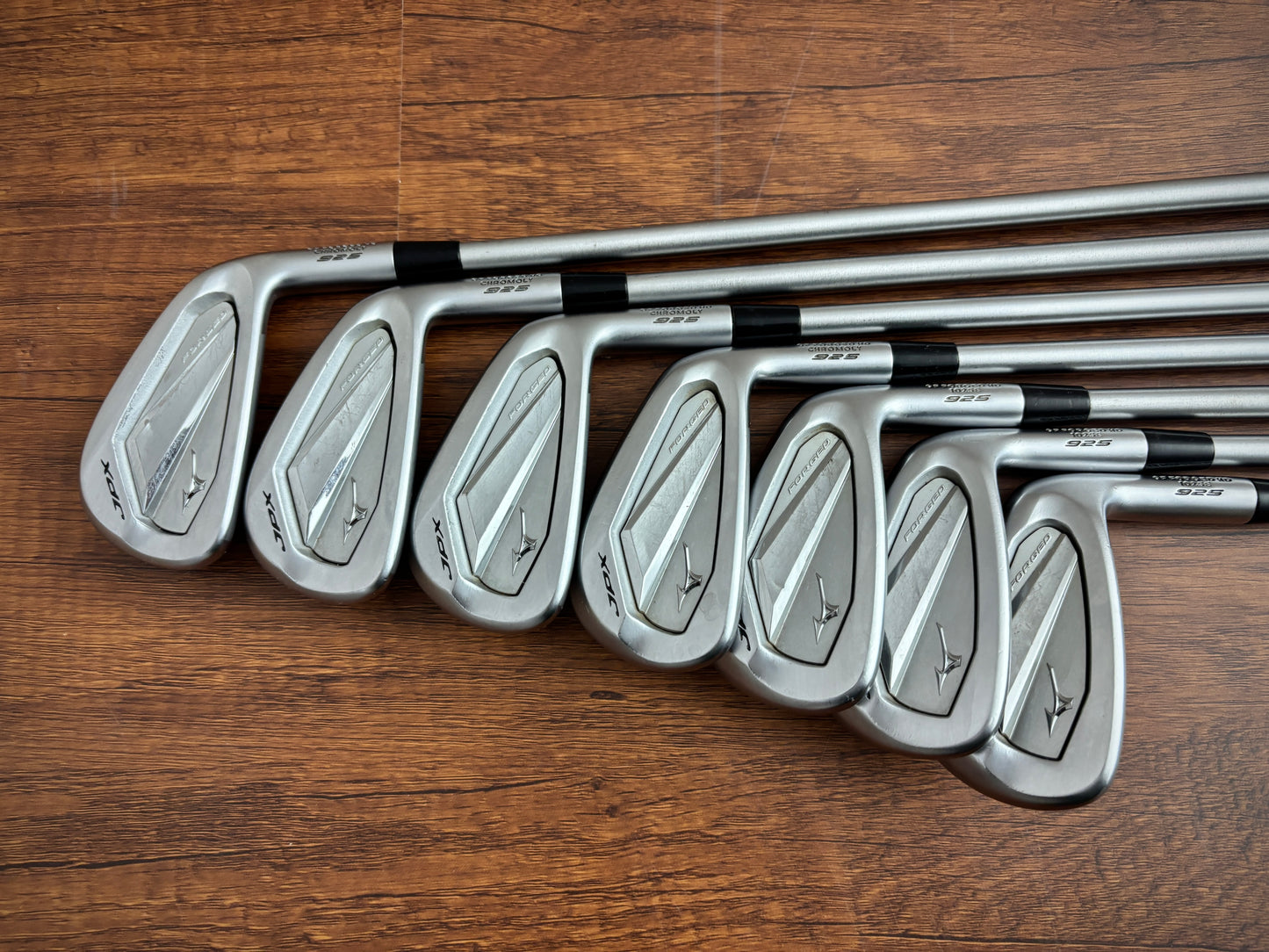 Mizuno JPX 925 Forged Iron Set 4-PW / KBS Tour C-Taper Lite 110 Stiff
