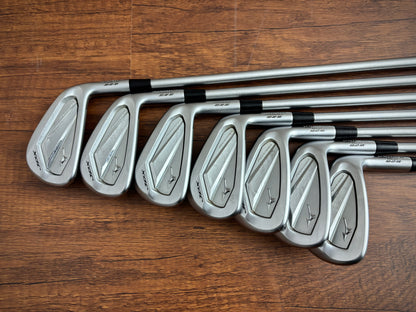 Mizuno JPX 925 Forged Iron Set 4-PW / KBS Tour C-Taper Lite 110 Stiff