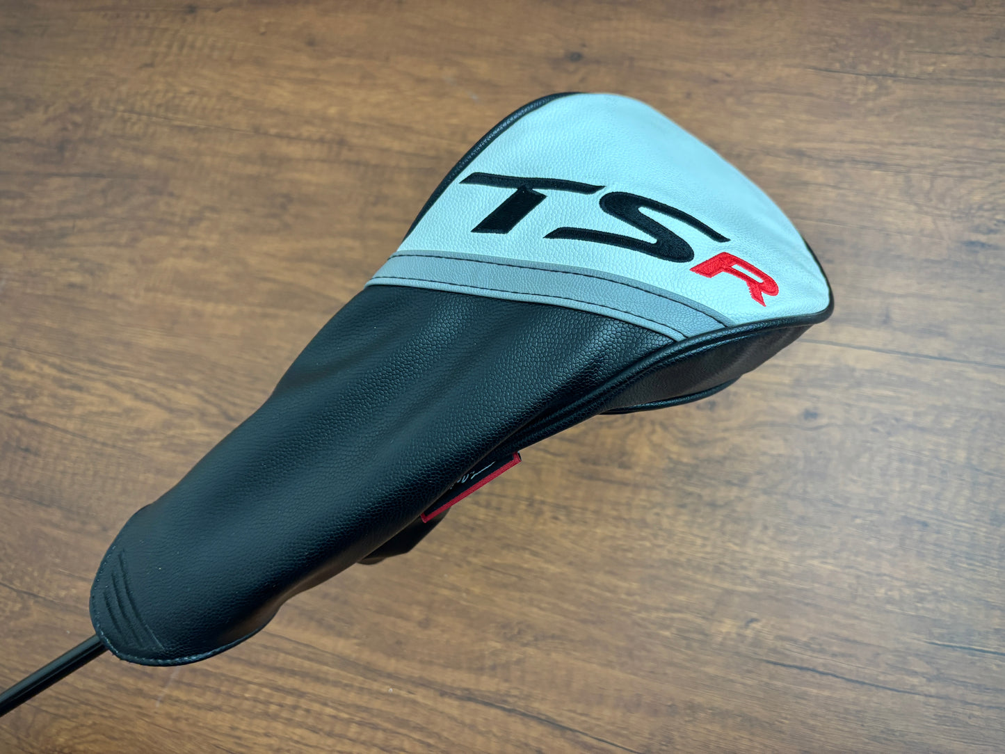 Titleist TSR2 Driver 9* + headcover / Stiff