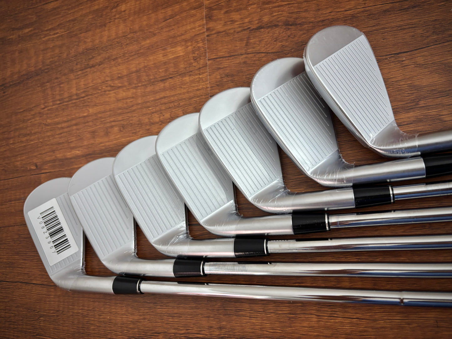 *NEW IN PLASTIC* Srixon ZXi7 Iron Set 4-PW / Dynamic Gold S300 Stiff