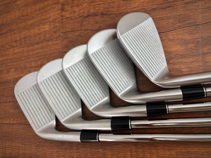 Srixon ZXi7 Iron Set 6-PW / NS Pro 105 Stiff
