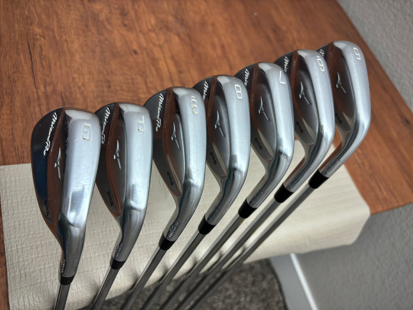 (+1") Mizuno Pro 245 Iron Set 5-GW / Dynamic Gold S300 Stiff