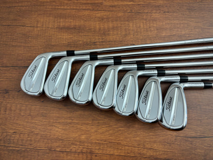 *NEW* Titleist T200 ‘23 Iron Set 4-PW / Stiff