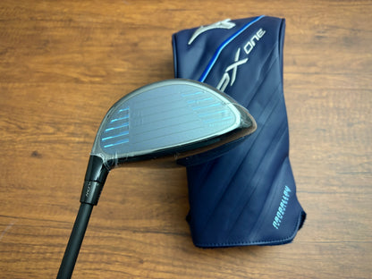 *NEW IN PLASTIC* Mizuno JPX ONE Driver 10.5* + headcover / Stiff