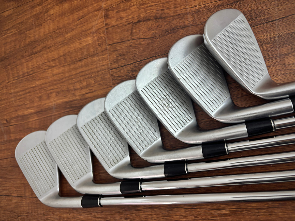 (+1") Srixon ZX5 Mkii / ZX7 Mkii Iron Set 4-PW / Dynamic Gold S300 Stiff