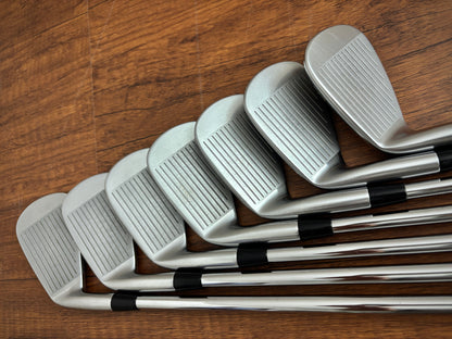 Mizuno Pro 243 / Pro 241 Iron Set 4-PW / Project X 6.0 Stiff
