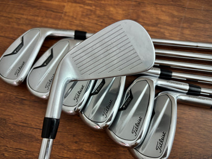 Titleist T200 '21 Iron Set 5-GW / KBS Tour Lite Stiff