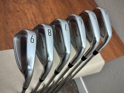 Titleist T200 '23 / T100 '23 Iron Set 4-9 / Project X 5.5 Regular Flex