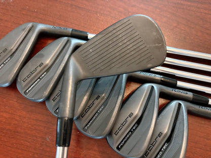 Cobra King Forged TEC Black ‘23 Iron Set 5-GW / True Temper Elevate Regular Flex