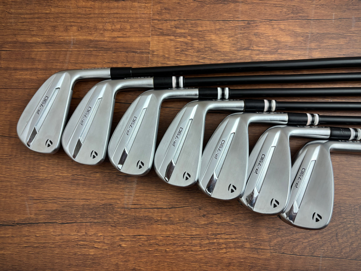 Taylormade P790 '25 Iron Set 4-PW / Stiff Graphite Shafts