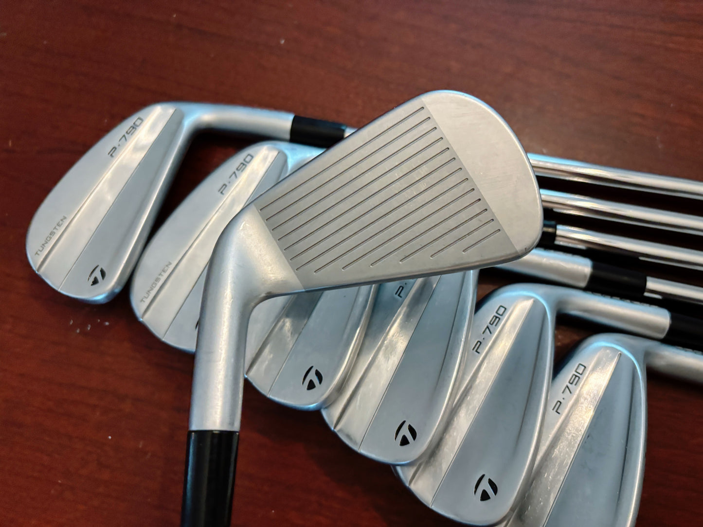 Taylormade P790 ‘24 Iron Set 5-AW / Dynamic Gold R300 Regular Flex