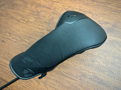 Taylormade Qi4D Shadowfall Driver 9* + headcover / Stiff