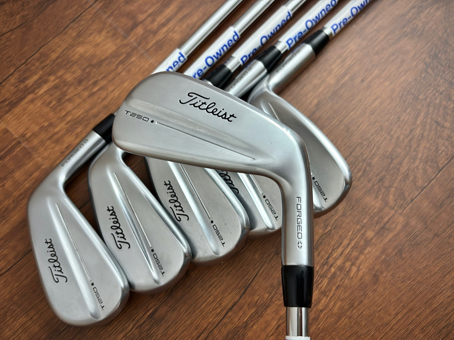 Titleist T250* '25 Iron Set 5-PW / Dynamic Gold R300 Regular Flex
