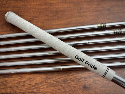 (+1") Taylormade P770 Iron Set 4-PW / Dynamic Gold S300 Stiff