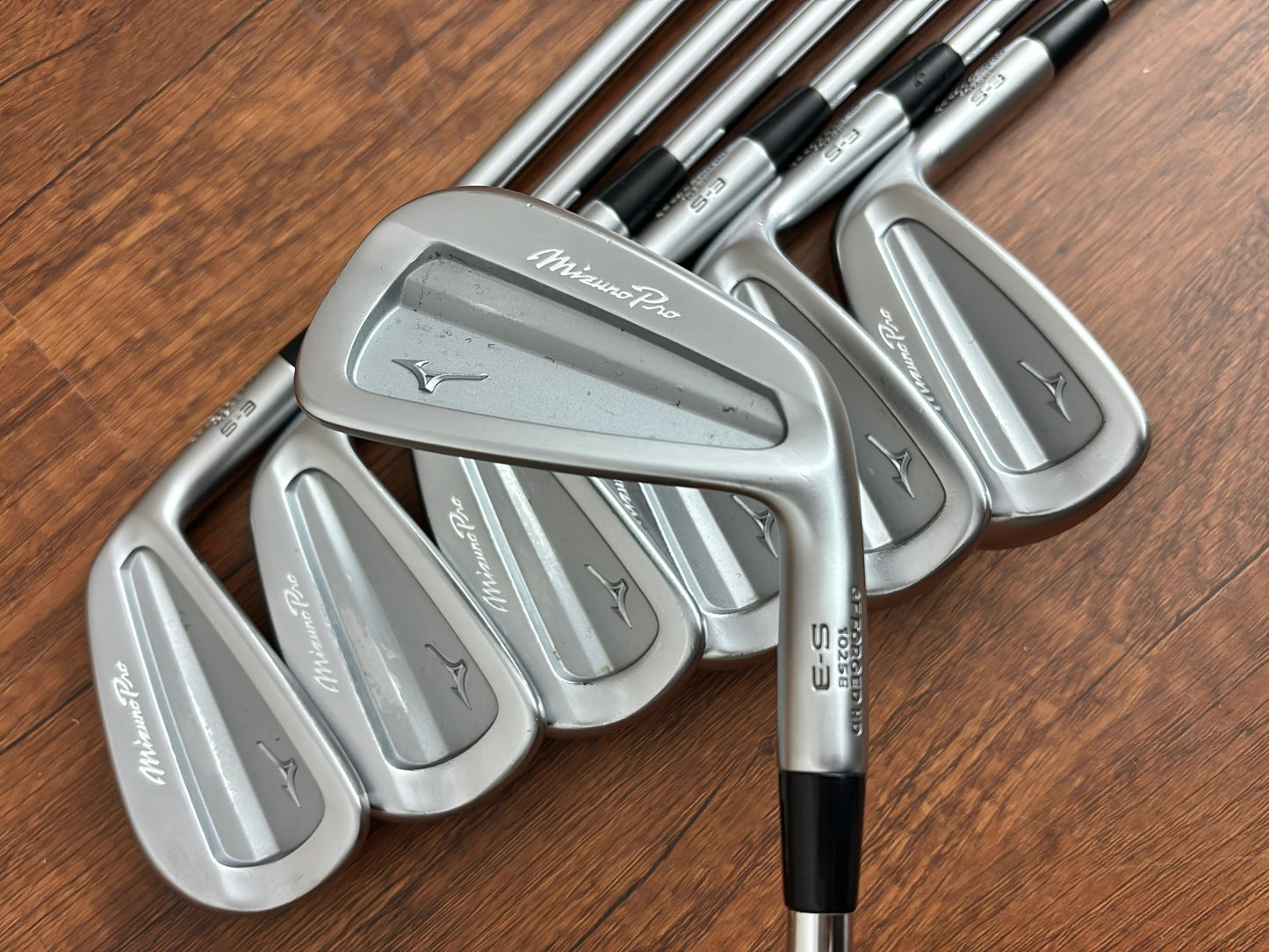 Mizuno Pro S-3 Forged Iron Set 4-PW / KBS Tour-V Stiff