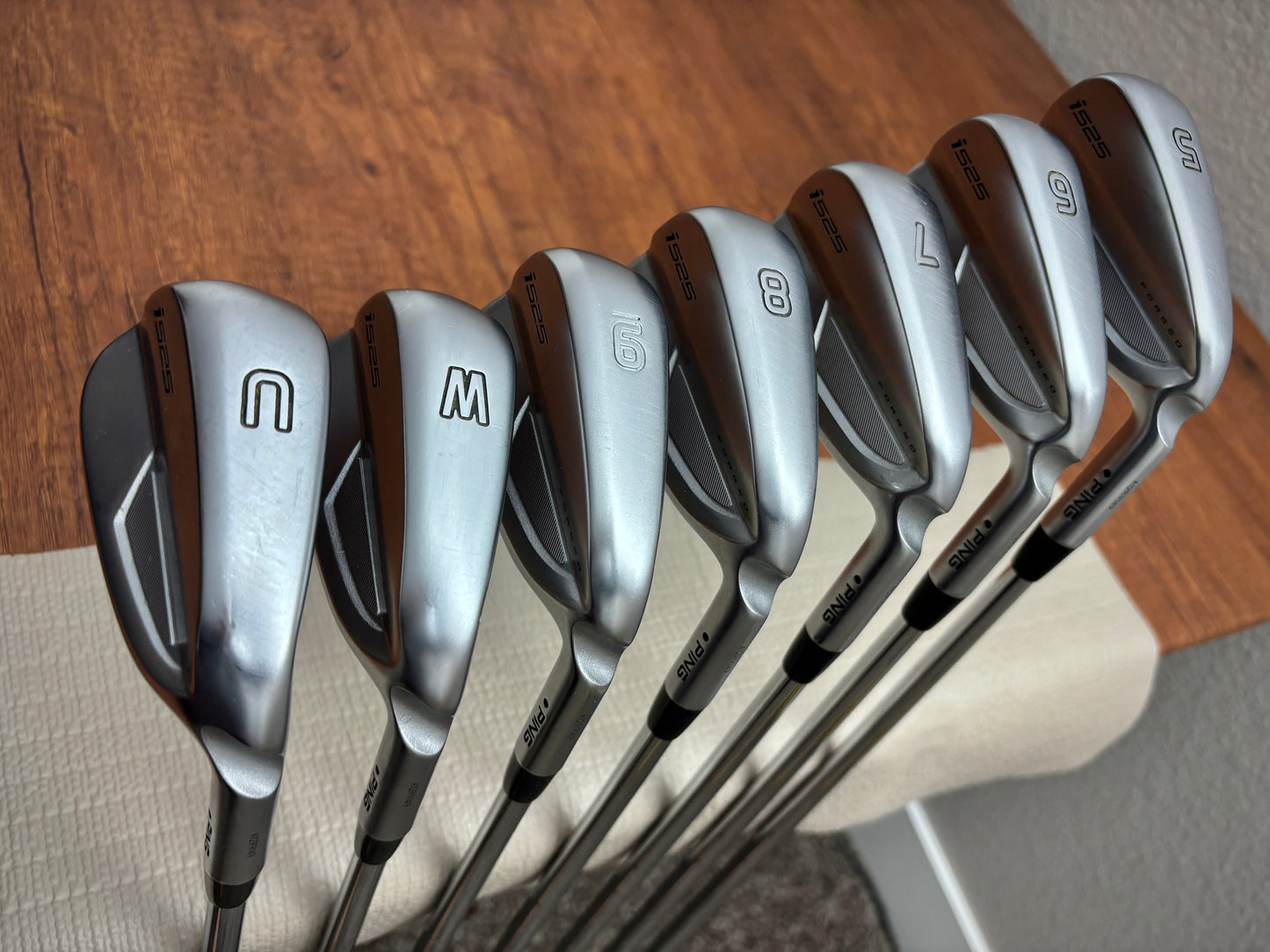 Ping i525 Iron Set 5-UW / KBS Tour Stiff