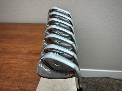 Mizuno Pro 245 Iron Set 5-GW / Dynamic Gold R300 Regular Flex