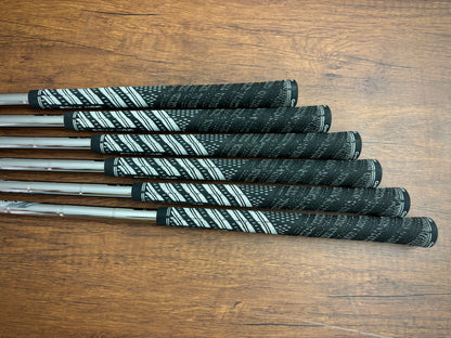 Titleist T150 '25 Iron Set 5-PW / True Temper AMT Silver Stiff