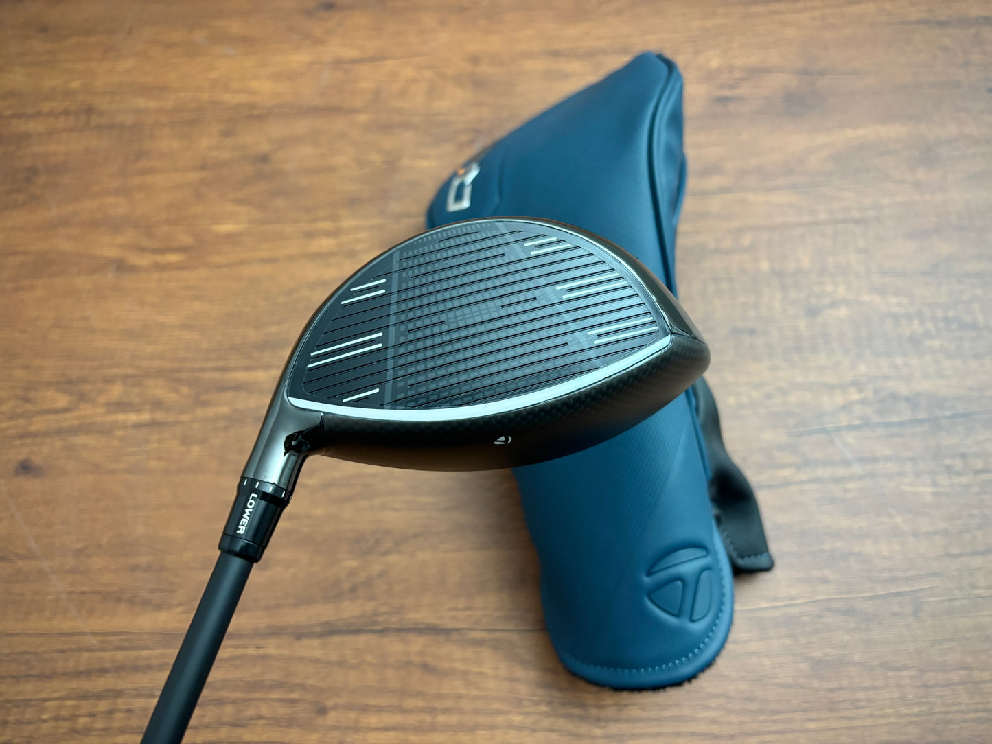 Taylormade Qi4D LS Driver 9* + headcover / X-Stiff