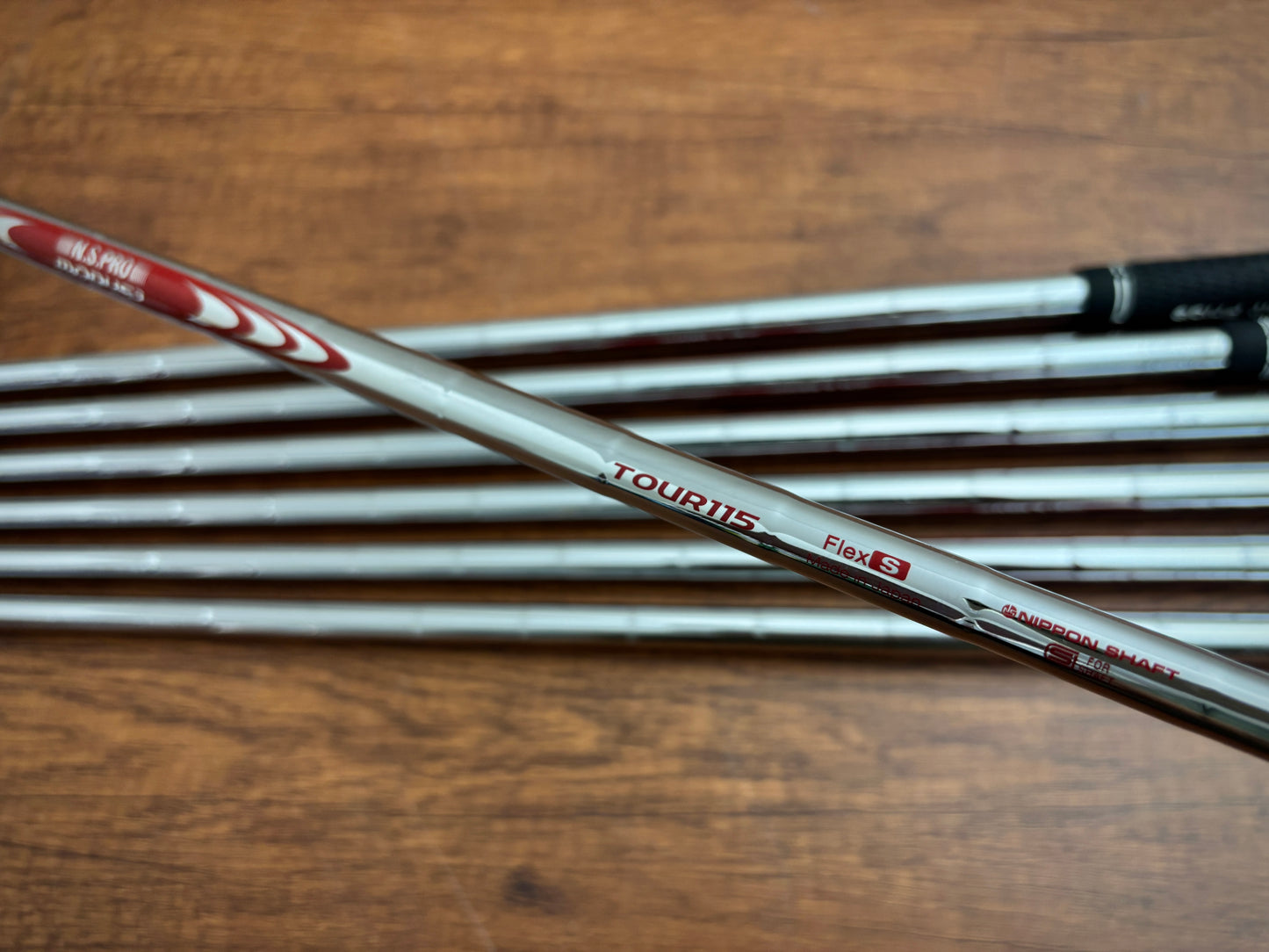 Mizuno JPX 923 Hot Metal Pro Iron Set 4-PW / NS Pro 115 Stiff
