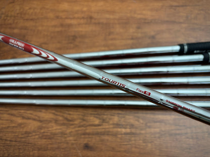 Mizuno JPX 923 Hot Metal Pro Iron Set 4-PW / NS Pro 115 Stiff