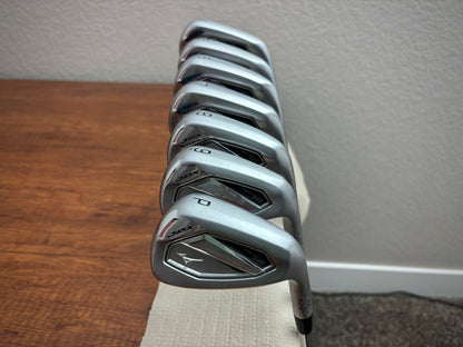 Mizuno JPX 925 Hot Metal Pro Iron Set 4-PW / Dynamic Gold S300 Stiff
