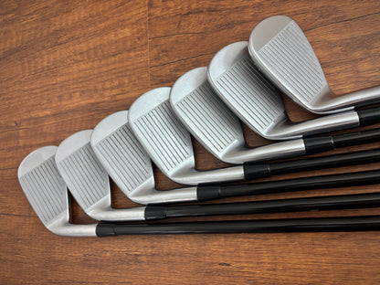 Mizuno Pro 245 Iron Set 4-PW / Mitsubishi MMT Stiff Graphite