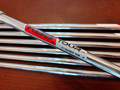 Taylormade M3 Iron Set 4-PW / KBS Tour C-Taper X-Stiff
