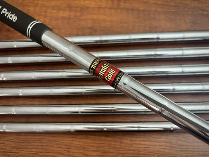 Titleist 735•CM Iron Set 4-PW / Dynamic Gold S300 Stiff