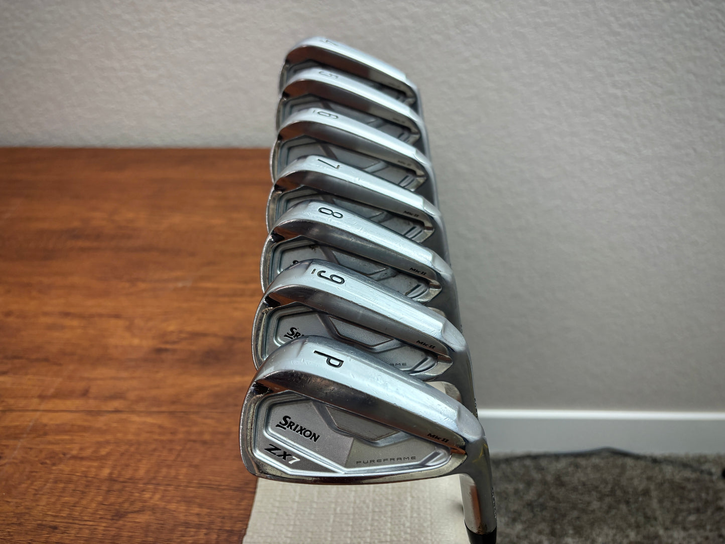 Srixon ZX7 Mkii Iron Set 4-PW / Dynamic Gold S300 Stiff