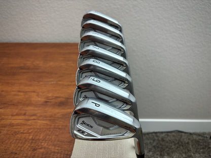 Srixon ZX7 Mkii Iron Set 4-PW / Dynamic Gold S300 Stiff