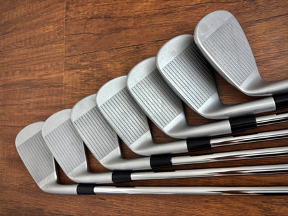 Taylormade P790 ‘23 Iron Set 4-PW / Dynamic Gold R300 Regular Flex
