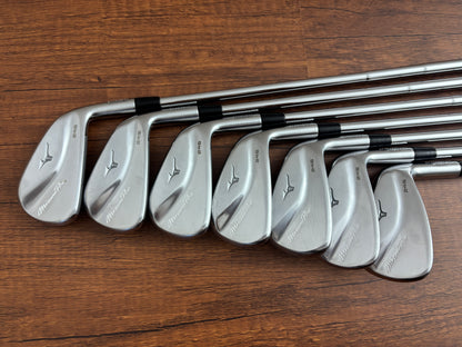 Mizuno Pro 245 Iron Set 4-PW / Dynamic Gold S300 Stiff