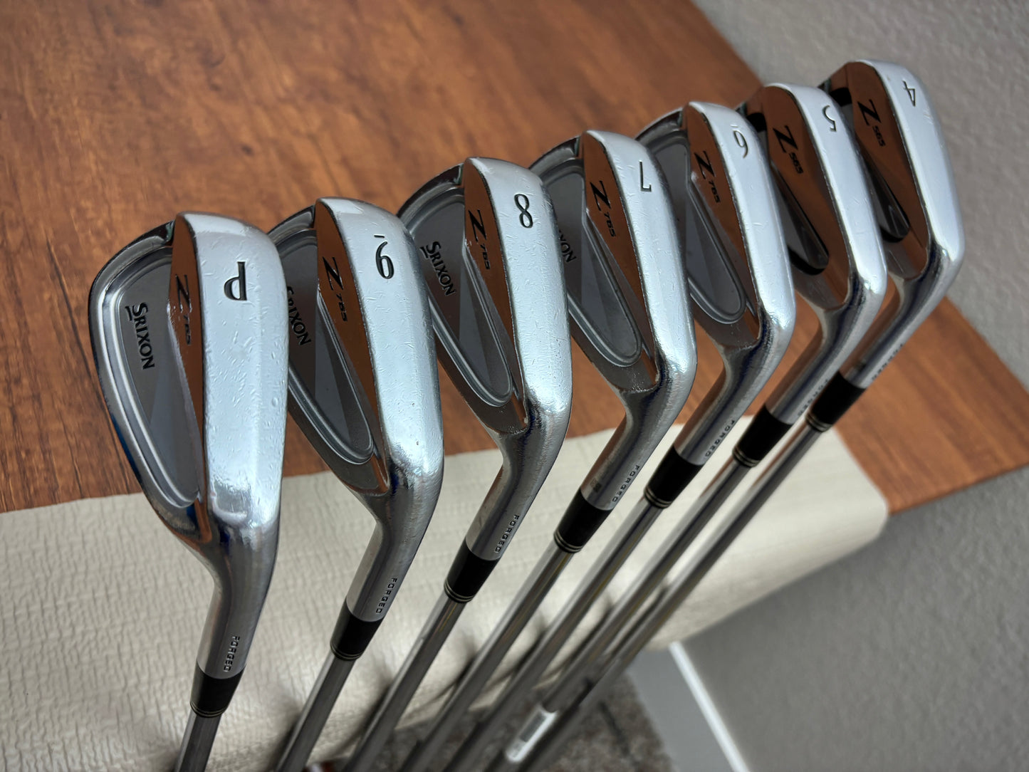 Srixon Z565 / Z765 Iron Set 4-PW / Project X 6.0 Stiff
