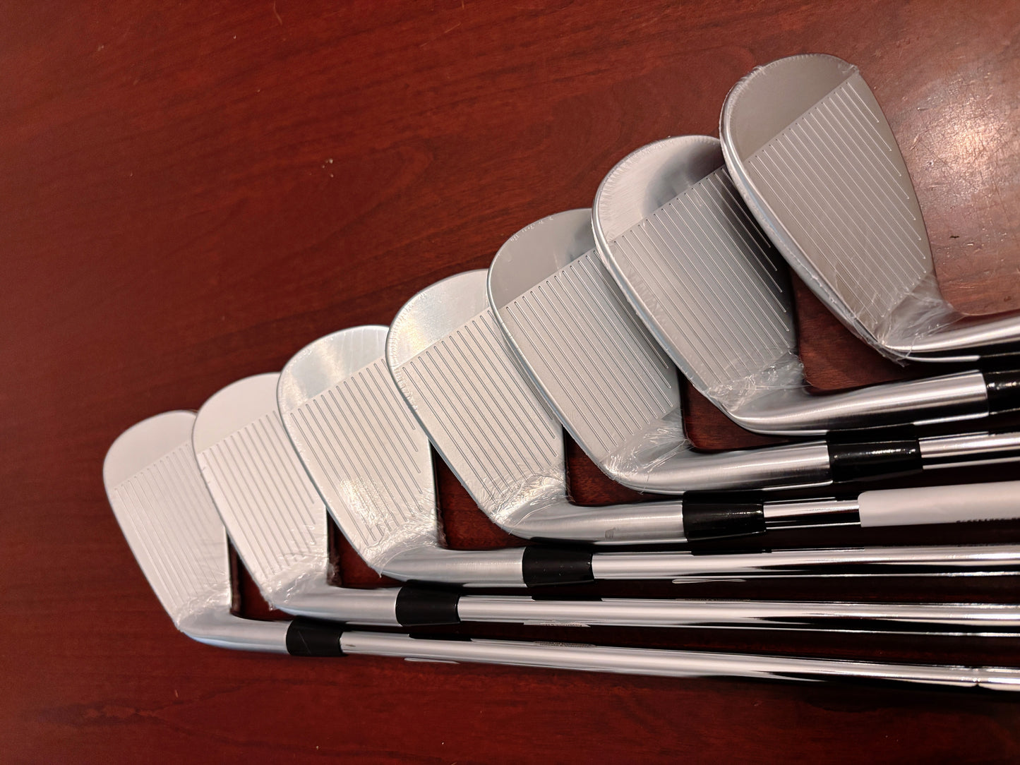 *NEW IN PLASTIC* Cobra King Forged Tec X ‘22 Iron Set 5-GW / KBS Tour Lite Regular