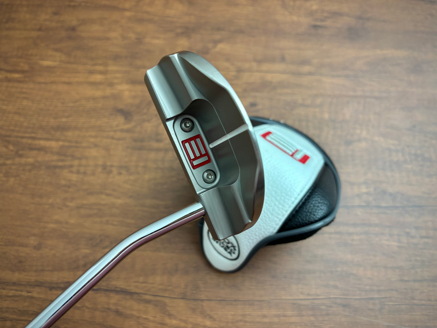 *MINT* Evnroll ER8 Putter 35” + headcover