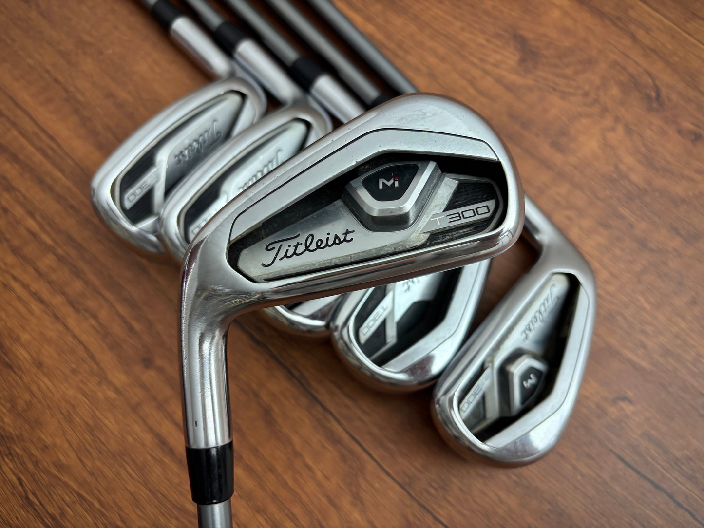 (Left-handed) Titleist T300 ‘21 Iron Set 6-GW / Regular Flex